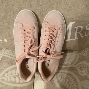 H&M pink sneakers 💗